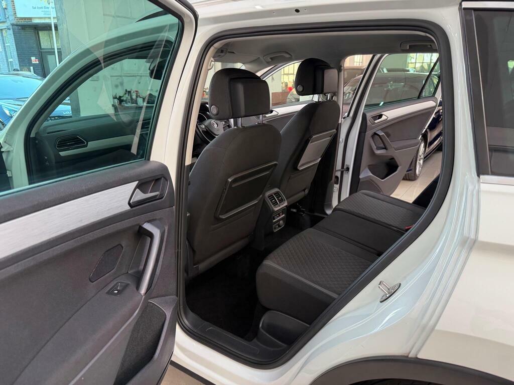 Volkswagen Tiguan 1.5 Tsi Evo 150 R-line Tech Dsg Black #47
