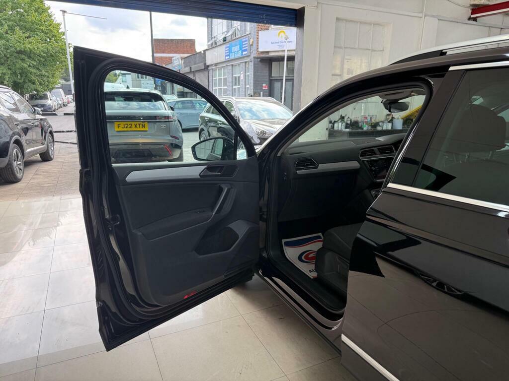 Volkswagen Tiguan 2.0 Tdi Sel Suv 4Motion Euro 6 Silver #36