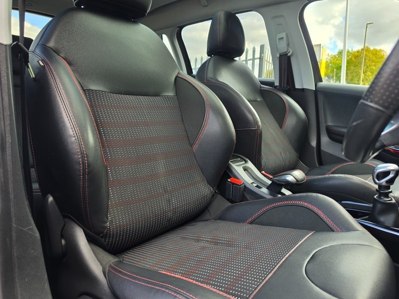 Peugeot 2008 1.6 Bluehdi 100 Allure Green #8