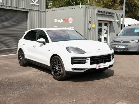 Porsche Cayenne V6 E-hybrid 25.9 White