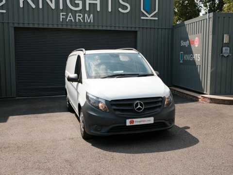 Mercedes-Benz Vito 114 Bluetec Panel White #3