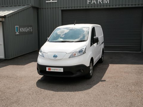 Nissan e-NV200 E Tekna Rapid White #6