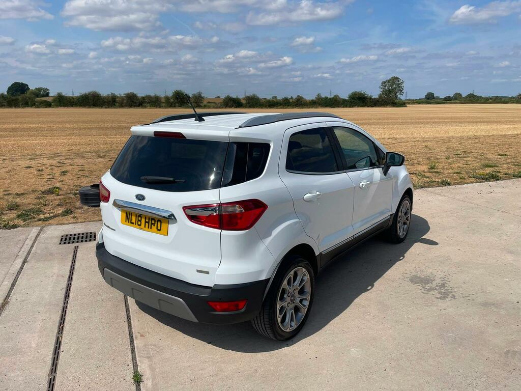 Ford Ecosport Titanium White #6