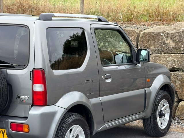 Suzuki Jimny 1.3 Sz4 85 Bhp In Metalic Lovely Mid Grey Metal Grey #28
