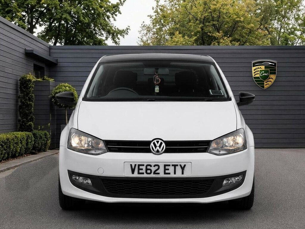 Volkswagen Polo Hatchback 1.4 Match Dsg Euro 5 201362 White #2