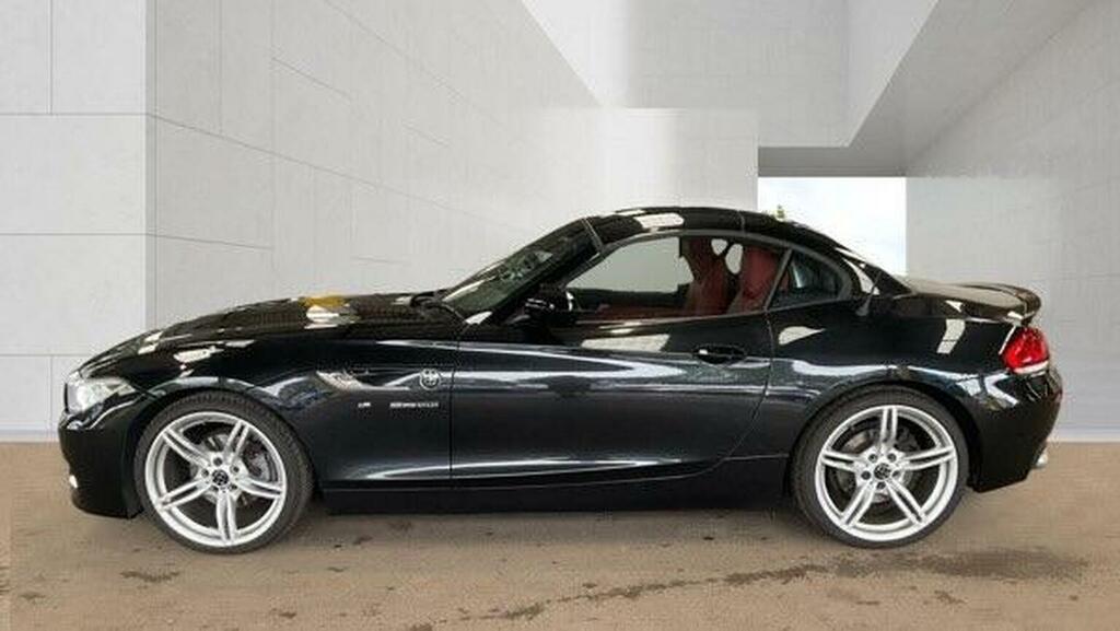 BMW Z4 Z4 Sdrive18i Roadster Red #10
