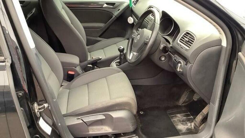 Volkswagen Golf 1.6 Tdi Match Euro White #9
