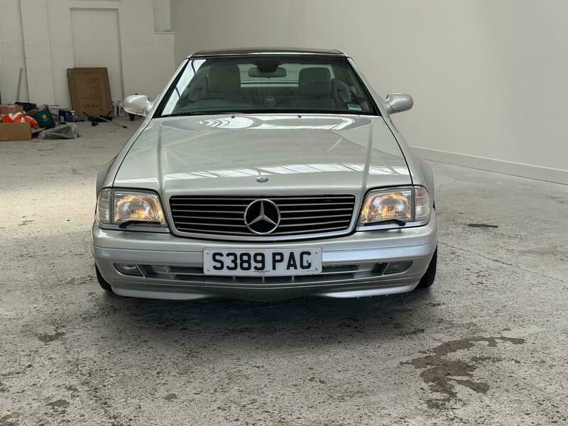Mercedes-Benz S Class Limousine 3.2 S320 1998R  #19