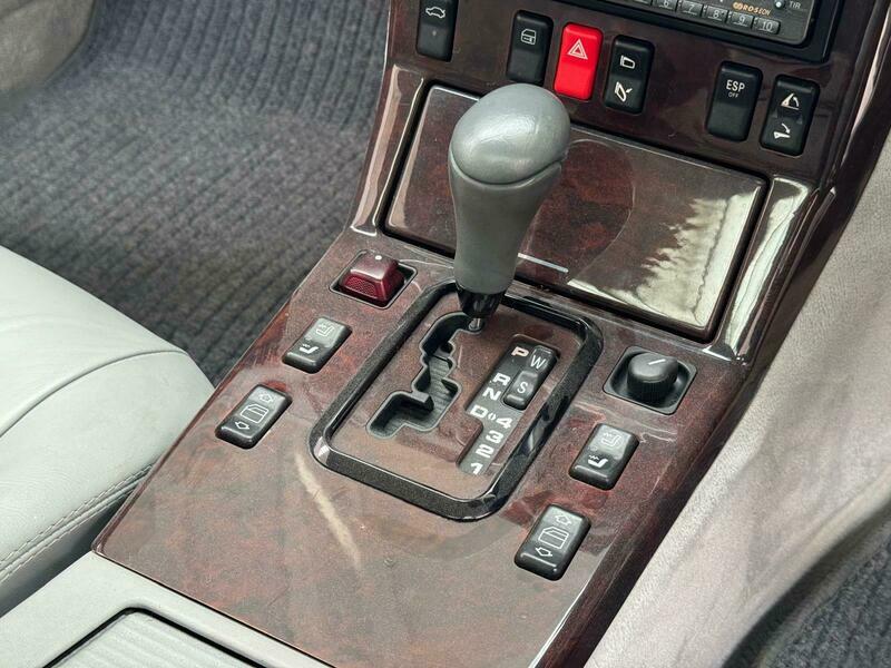 Mercedes-Benz S Class Limousine 3.2 S320 1998R  #10