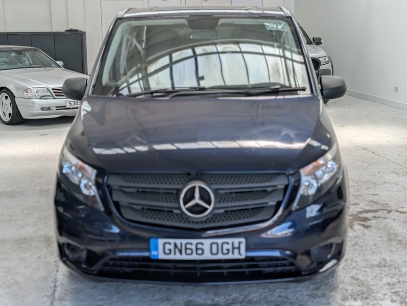 Mercedes-Benz Vito 114 Bluetec Tourer Select Blue #2