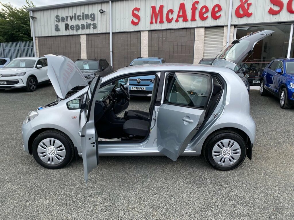 Volkswagen Up 1.0 Groove Up Hatchback Euro 5 Silver #20