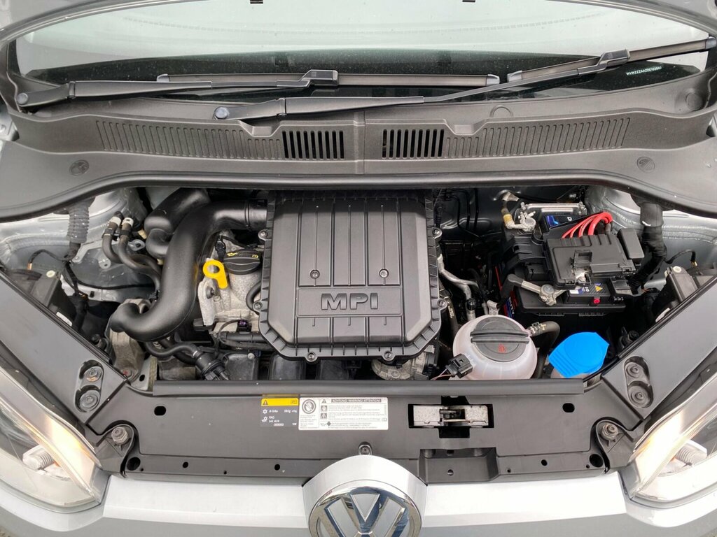 Volkswagen Up 1.0 Groove Up Hatchback Euro 5 Silver #23