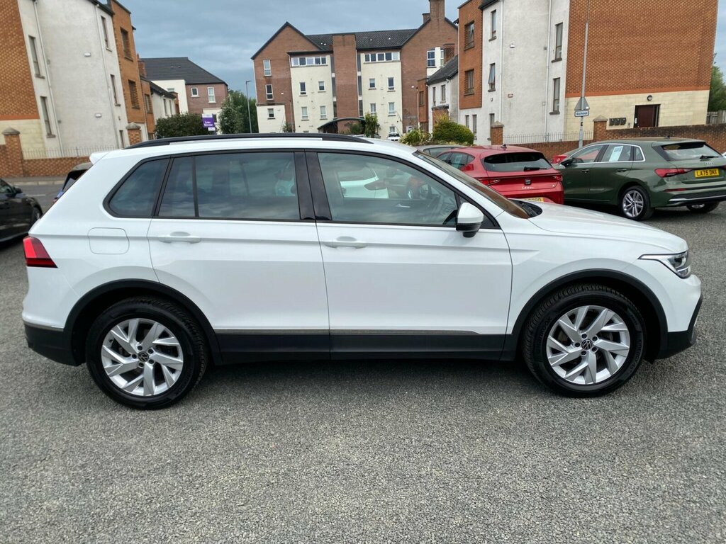 Volkswagen Tiguan 1.5 Tsi Life Euro 6 Ss  #4