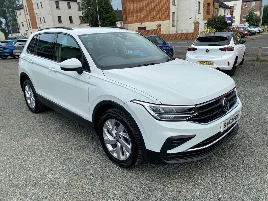 Volkswagen Tiguan 1.5 Tsi Life Euro 6 Ss  #3