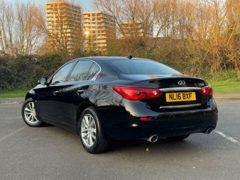 Infiniti Q50 2.2D Executive Saloon Black #5