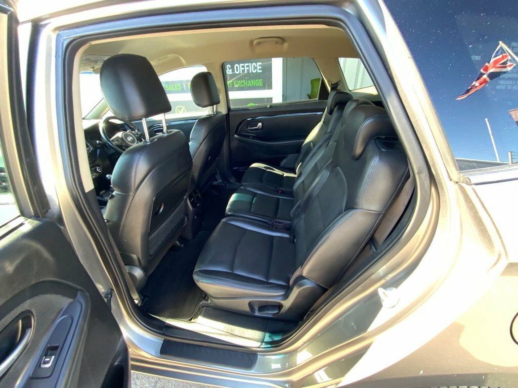 Kia Carens 1.7L 3 Silver #6