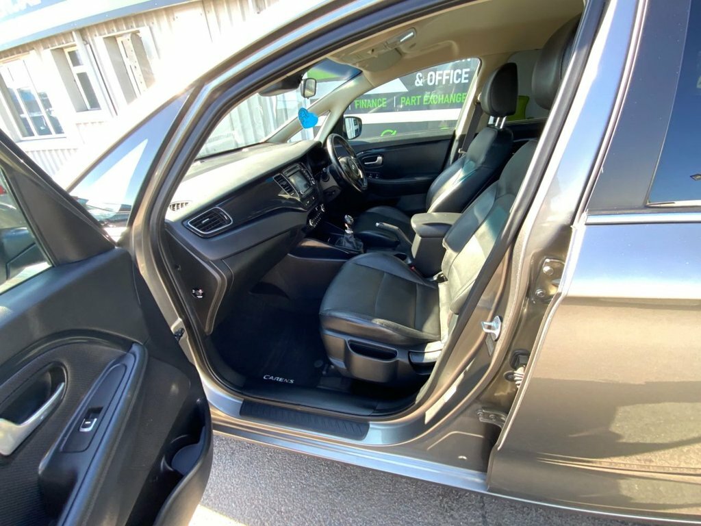 Kia Carens 1.7 Crdi 3 Isg 139 Bhp Silver #9
