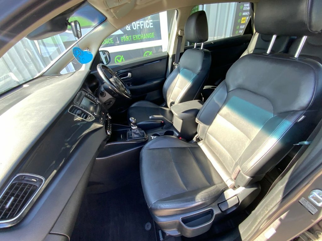 Kia Carens 1.7 Crdi 3 Isg 139 Bhp Silver #8