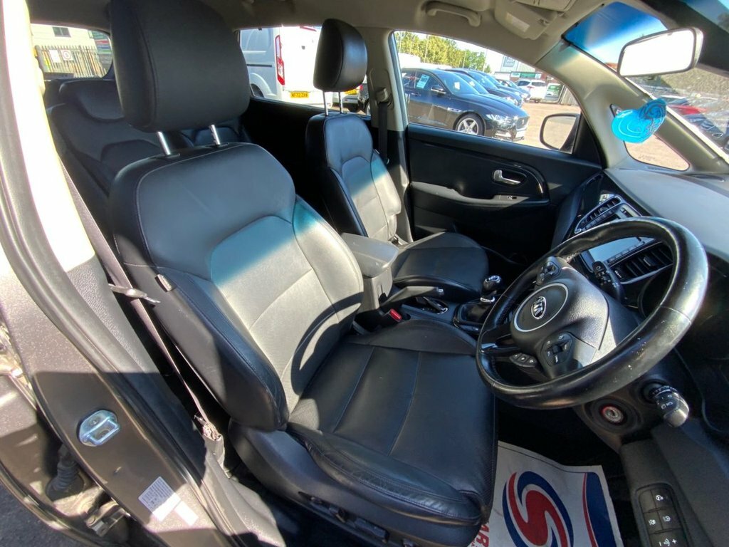 Kia Carens 1.7 Crdi 3 Isg 139 Bhp Silver #17