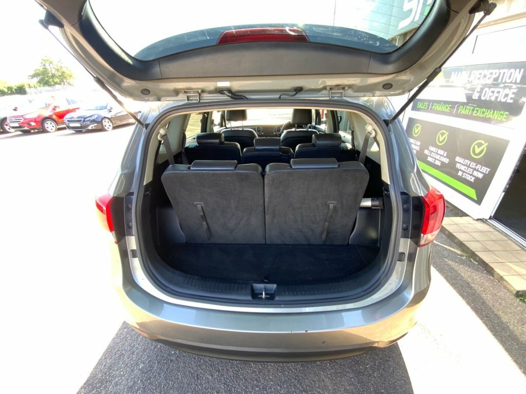 Kia Carens 1.7 Crdi 3 Isg 139 Bhp Silver #11