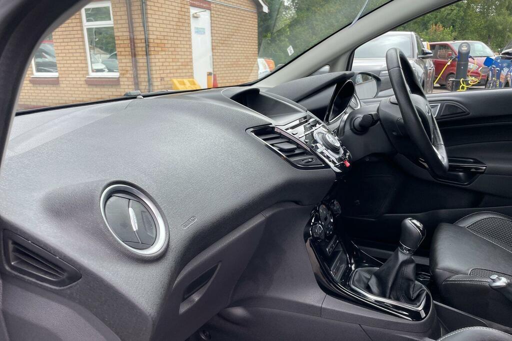 Ford Fiesta 1.0 Ecoboost 100 Bhp Zetec White Edition Spring #30