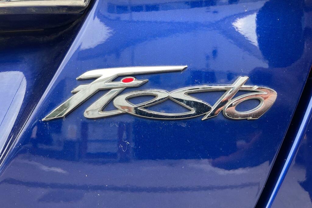Ford Fiesta 1.0 Ecoboost 100 Bhp Zetec White Edition Spring #24