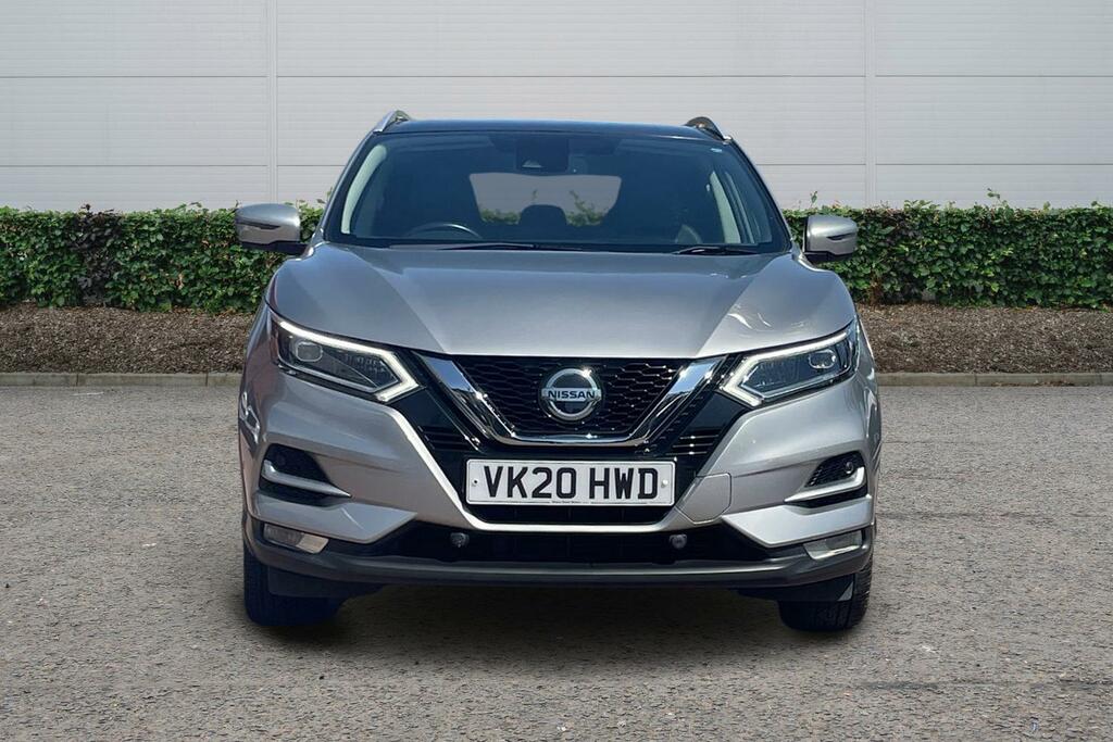 Nissan Qashqai 1.3 Dig-t Tekna #4