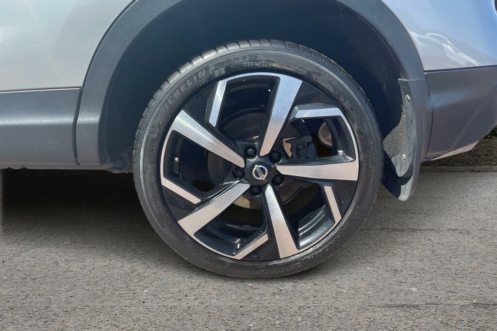 Nissan Qashqai 1.3 Dig-t Tekna #6