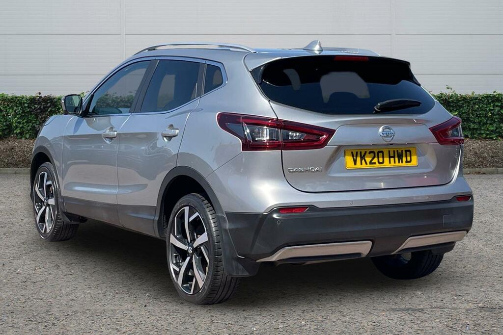 Nissan Qashqai 1.3 Dig-t Tekna #2