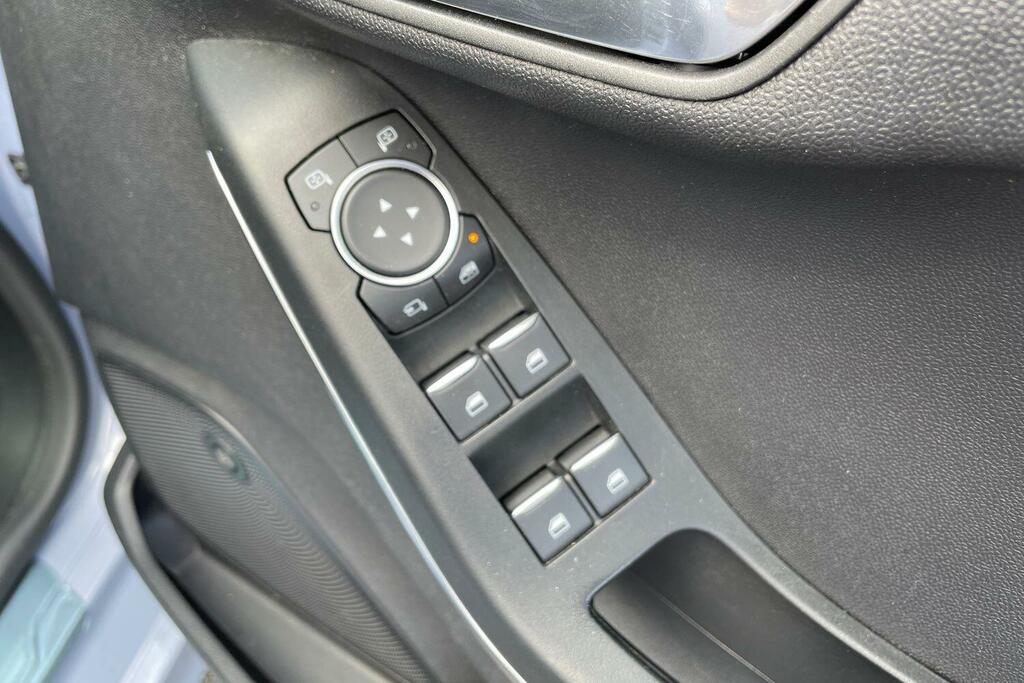 Ford Fiesta 1.0 Ecoboost Hybrid Mhev 125 Titanium Blue #16