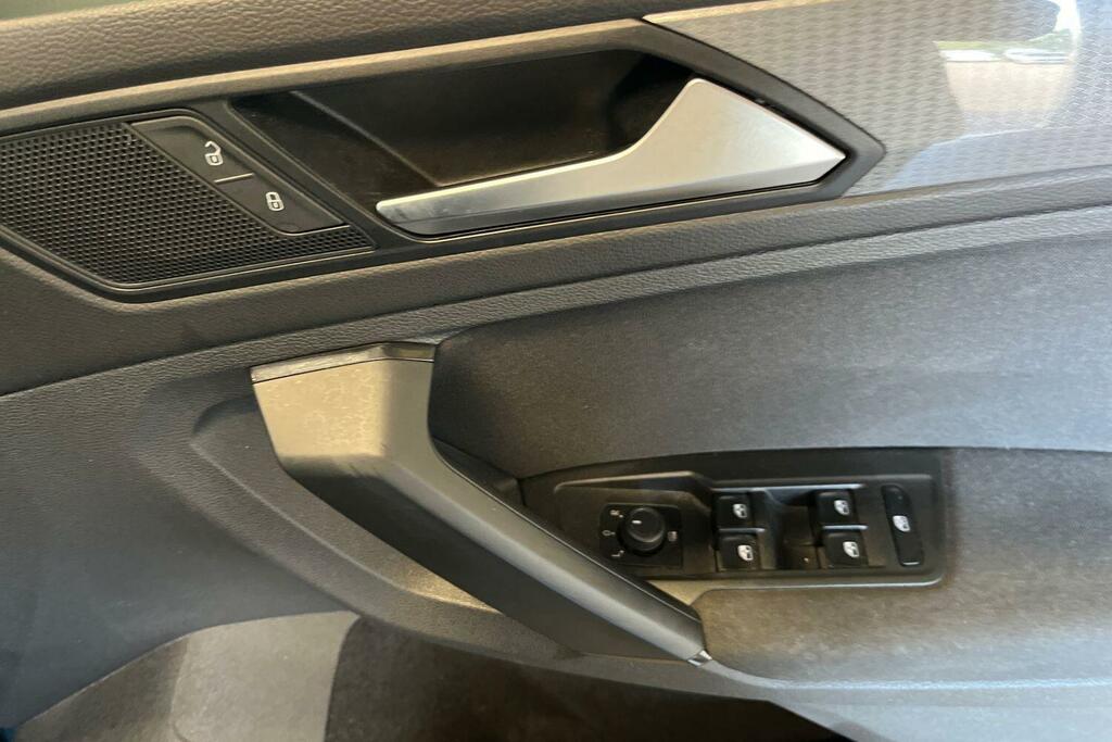Volkswagen Tiguan 1.5 Tsi 150 Active Grey #16