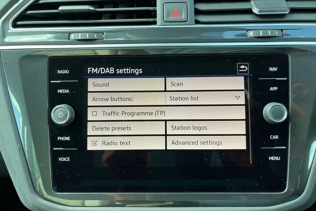 Volkswagen Tiguan 1.5 Tsi 150 Active Grey #11