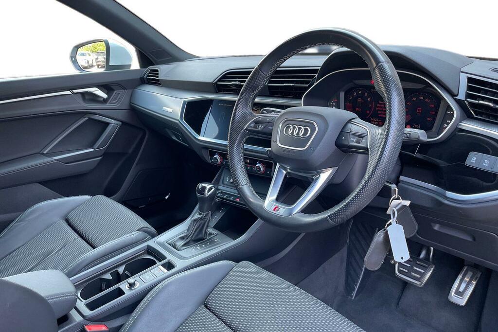 Audi Q3 Black Edition 35 Tfsi 150 Ps S Tronic Black #8