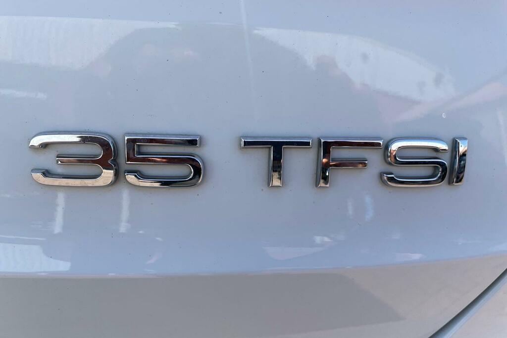 Audi Q3 Black Edition 35 Tfsi 150 Ps S Tronic Black #30