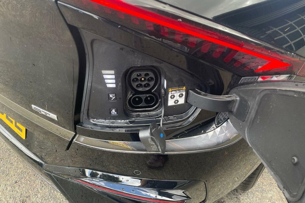 Kia EV6 168Kw Air 84Kwh Estate SA26MLF Red #26