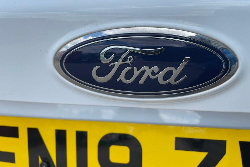 Ford Kuga 2.0 Tdci Pan Roof 2Wd Grey #31