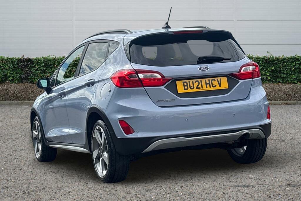 Ford Fiesta 1.0 Ecoboost Hybrid Mhev 125 Active Edition Black #2