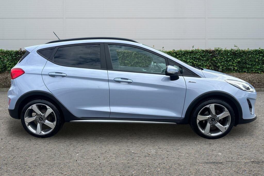Ford Fiesta 1.0 Ecoboost Hybrid Mhev 125 Active Edition Black #3