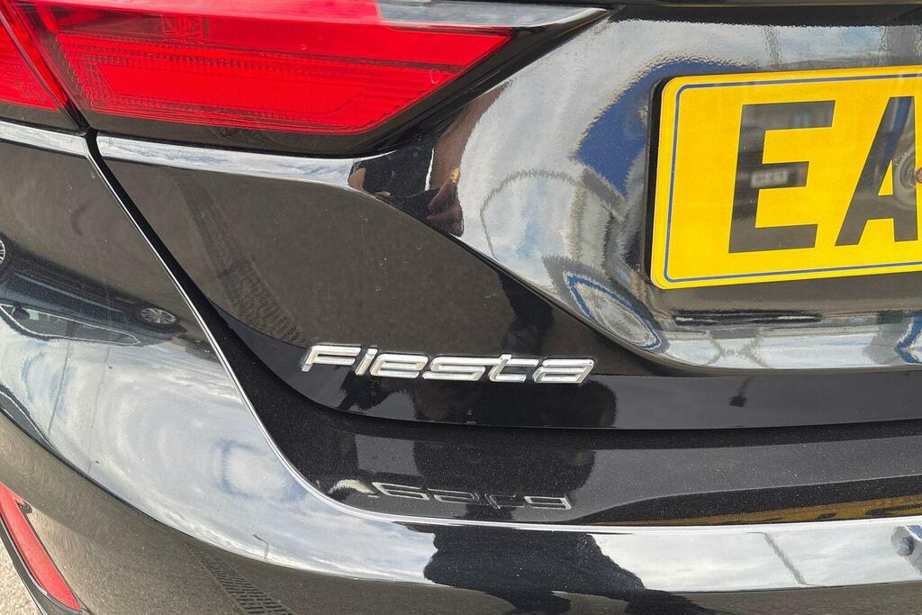 Ford Fiesta 1.0T Ecoboost Mhev Titanium Hatchback M White #24