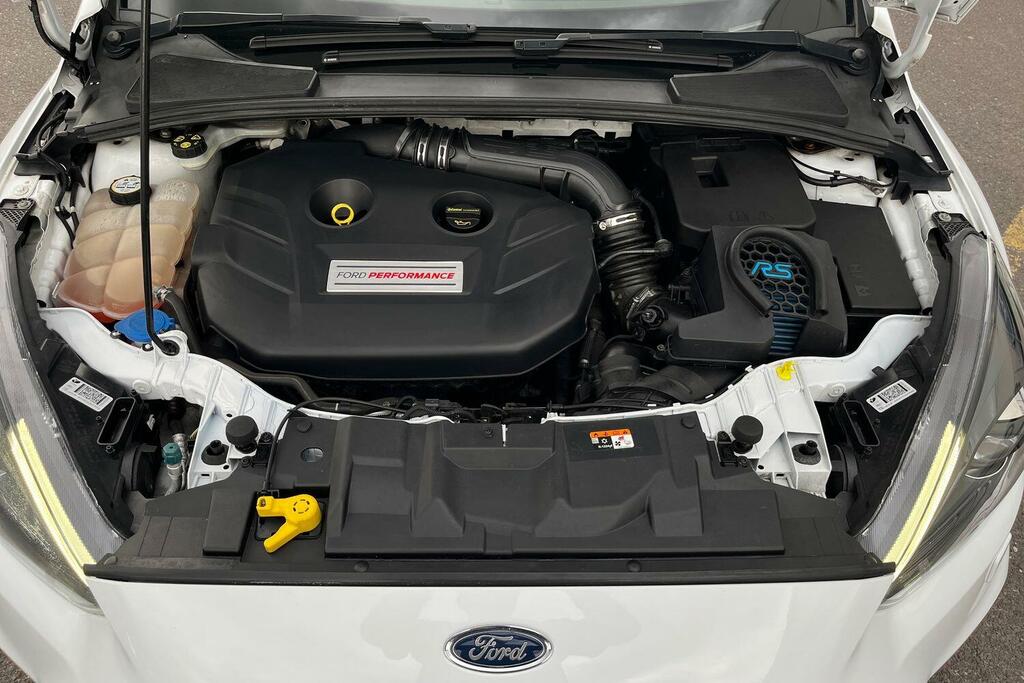 Ford Focus 1.0 125Ps Zetec 6 Speed Blue #26