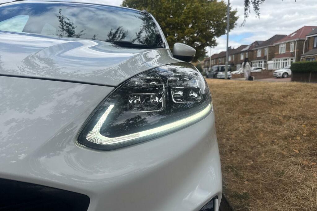 Ford Kuga 2.5 Phev St-line X Edition Cvt Estate White #22