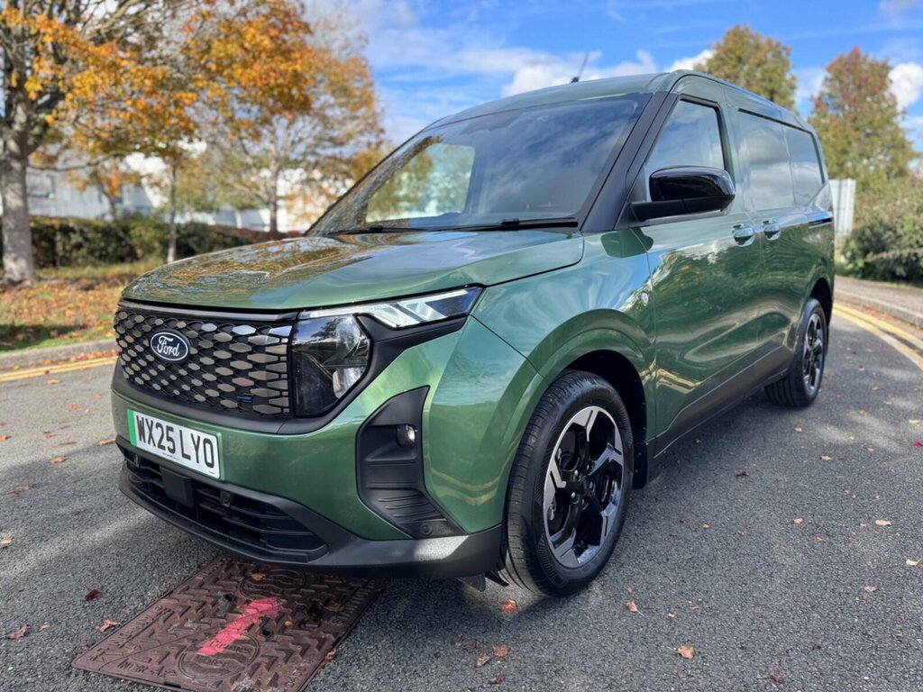 Ford Transit Courier 100Kw 43Kwh Trend Van Green #3