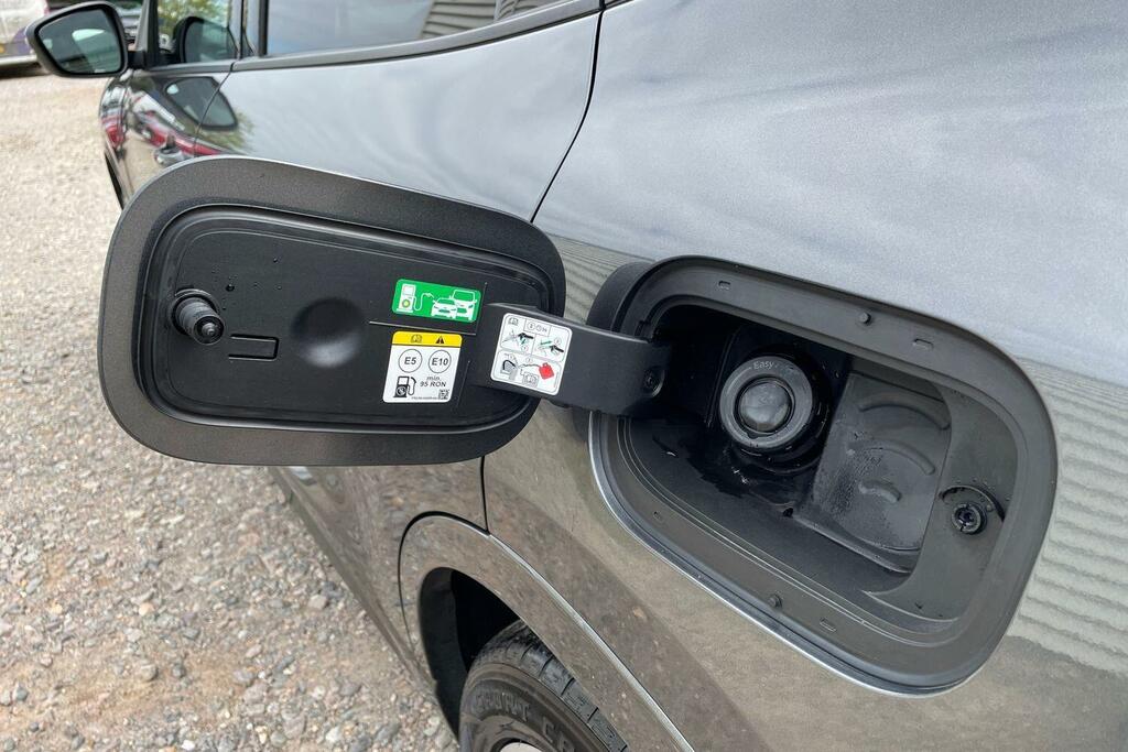 Ford Kuga 2.5 Ecoboost Hybrid Fhev St-line X Silver #15