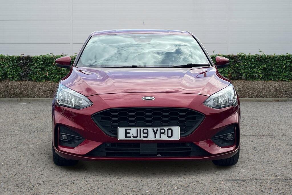 Ford Focus 1.5T Ecoboost Titanium Estate Euro White #4