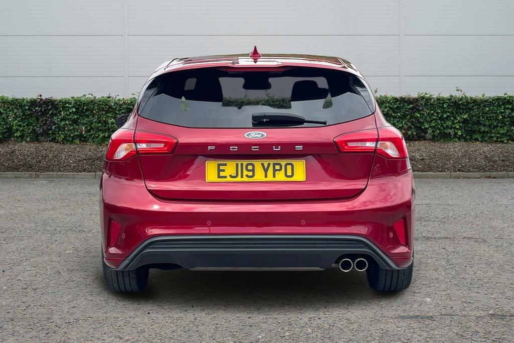 Ford Focus 1.5T Ecoboost Titanium Estate Euro White #5