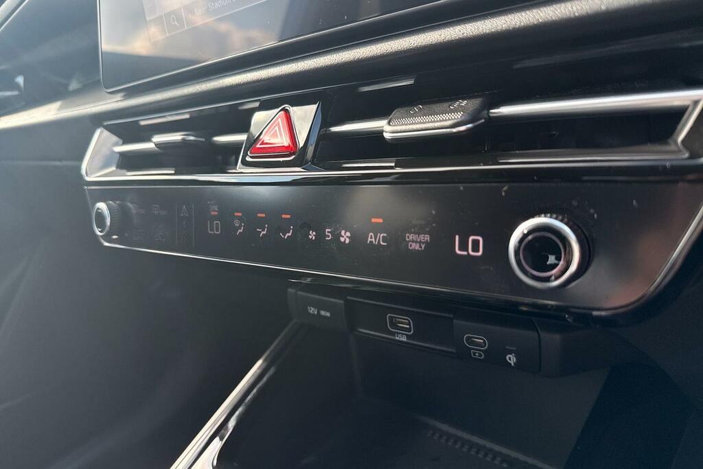 Kia Niro 1.6 Gdi 11.1Kwh 2 Suv Plug-in Hybrid Dc Orange #29