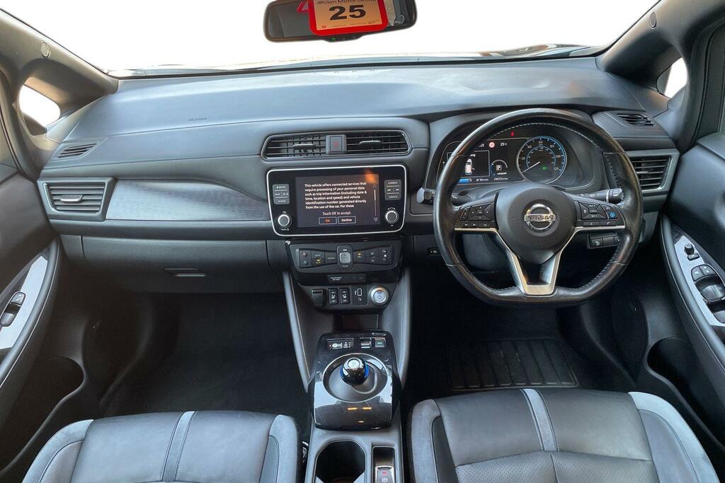 Nissan Leaf N-connecta 148 Bhp Free Road Tax, 1 Owner, Hug Grey #9