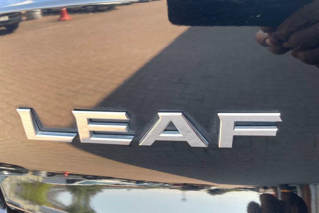 Nissan Leaf N-connecta 148 Bhp Free Road Tax, 1 Owner, Hug Grey #30