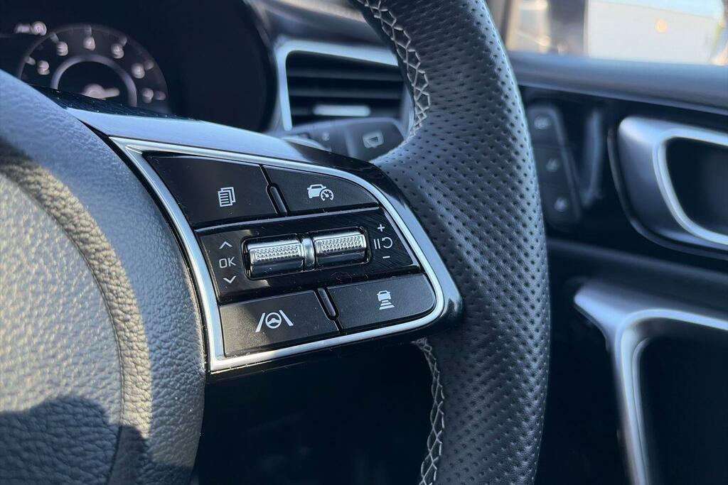 Kia Proceed 1.5 T Gdi Gt Line Shooting Brake Red #28