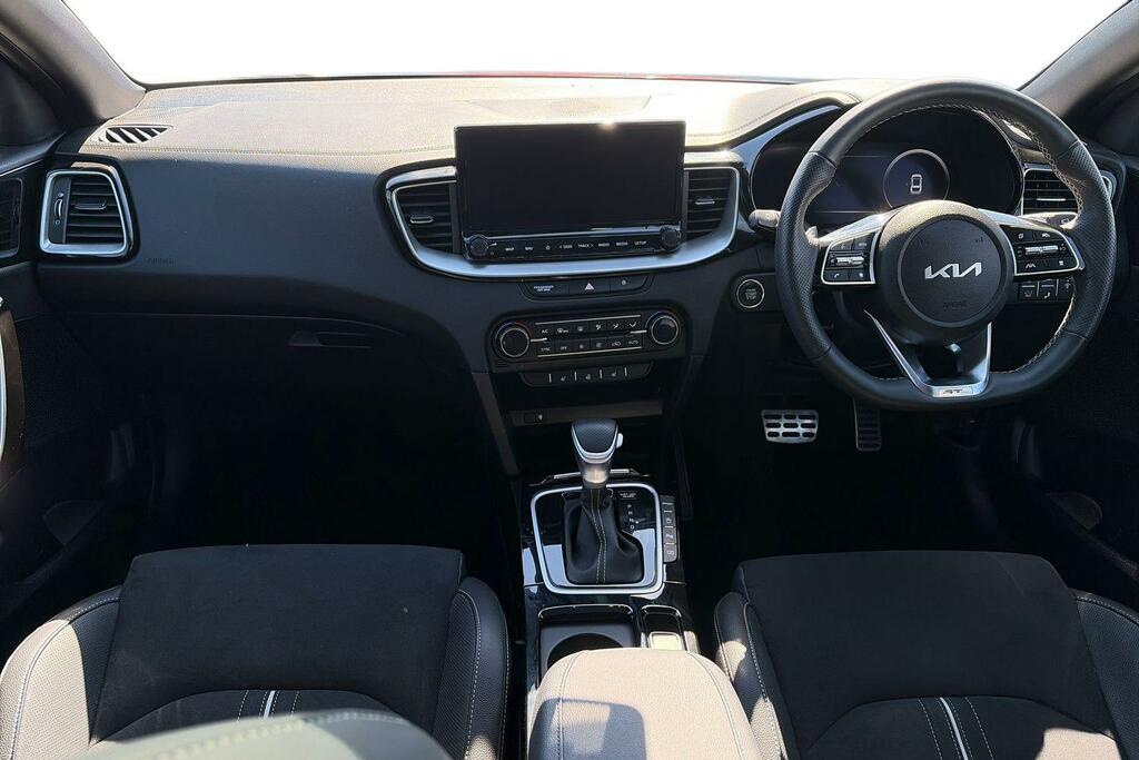 Kia Proceed 1.5 T Gdi Gt Line Shooting Brake Red #9